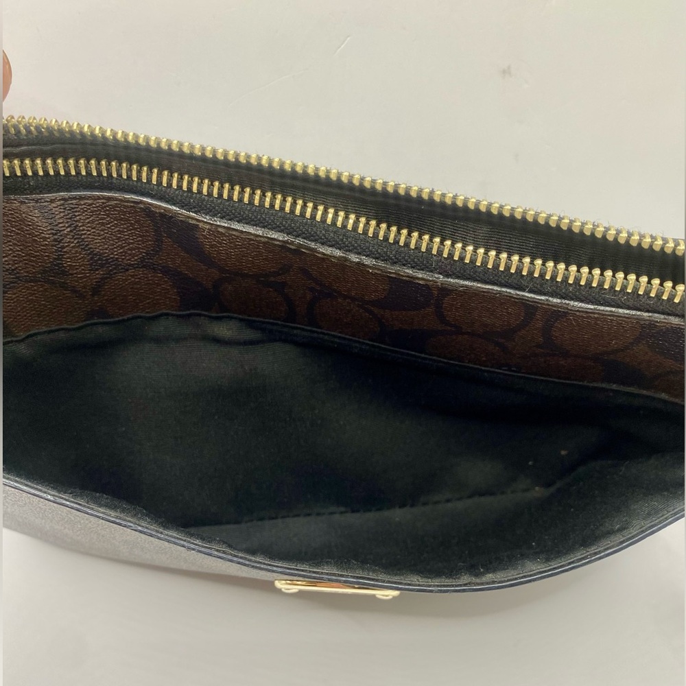 Coach Brown and Tan Signature Crossbody Bag - Picture 2 of 6
